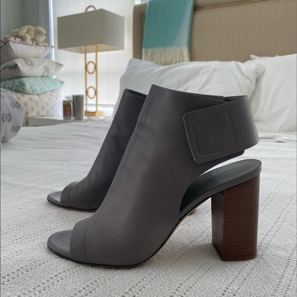 Vince Faye Truffle Heeled Booties - size 7.5 - Picture 8 of 11